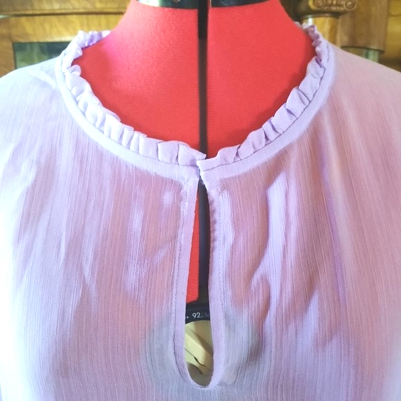 Sheer‎ purple Blouse with ruffled collar - Picture 4 of 5